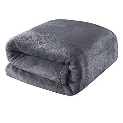 9.8 Newton Cheap Weighted Blanket, Dark Grey, 60” × 80” - 20 lbs, Various Sizes for Boy and Girl, Perfect Sleep Therapy for People with Insomnia, Anxiety, Autism or ADH.